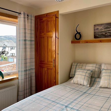 Feel At Home While You Roam Caol Exterior photo